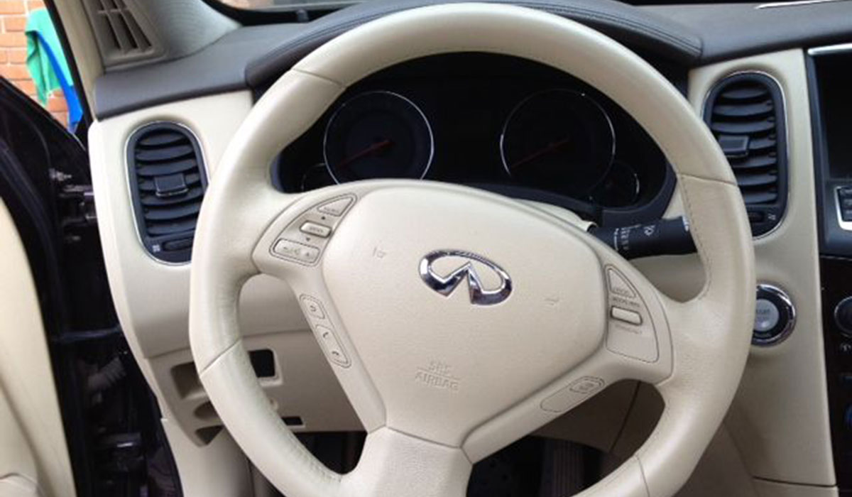 Покраска салона автомобиля. Детейлинг-центр Телега