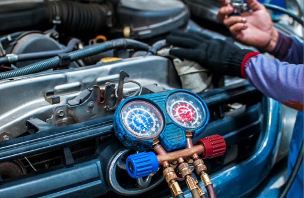 Почему так важно заправлять автокондиционер вовремя?